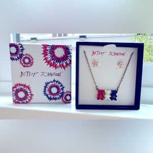 NIB! Betsey Johnson Red, White, and Blue Necklace with Gold Star Stud Earrings